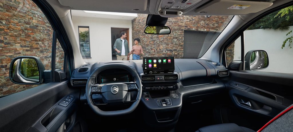 Front interior view Berlingo showing onboard technology, connectivity, safety and enhanced modern driving convenience