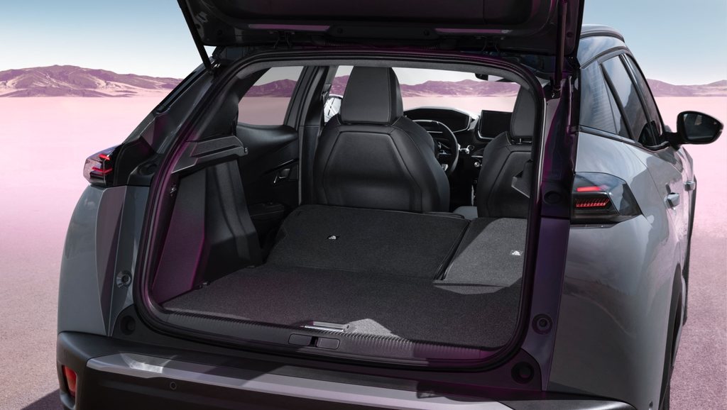 New SUV PEUGEOT E-2008 modular two-level boot