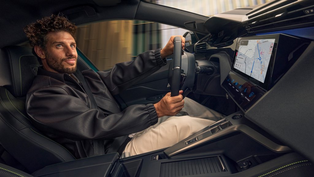 New PEUGEOT 308 driving position