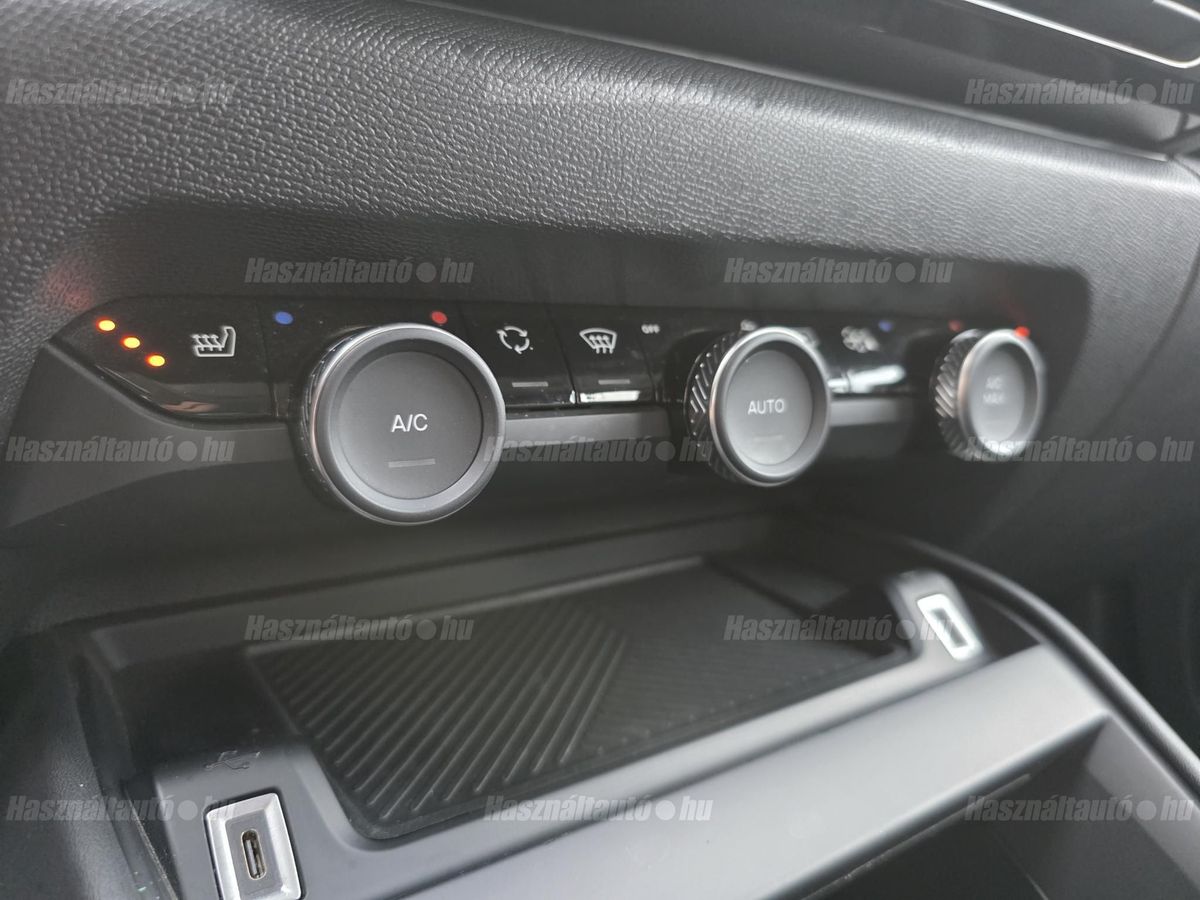 Citroën C4 1.2 PureTech Feel – 12. kép