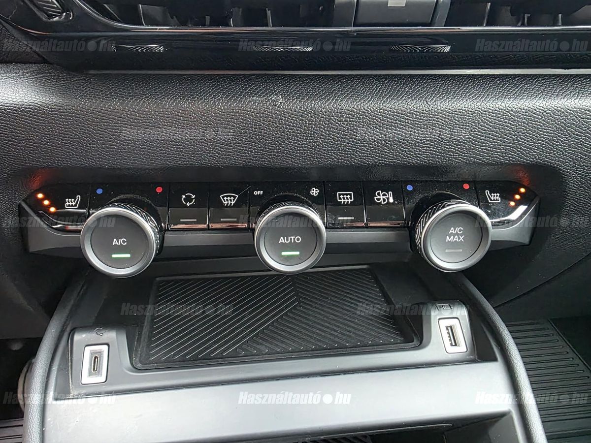 Citroën C4 1.2 PureTech Feel – 13. kép