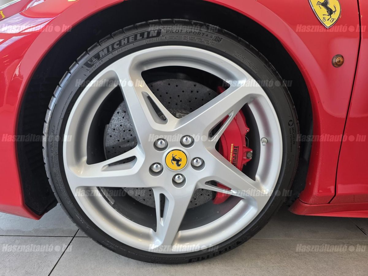 Ferrari 458 Italia (Automata) – 12. kép