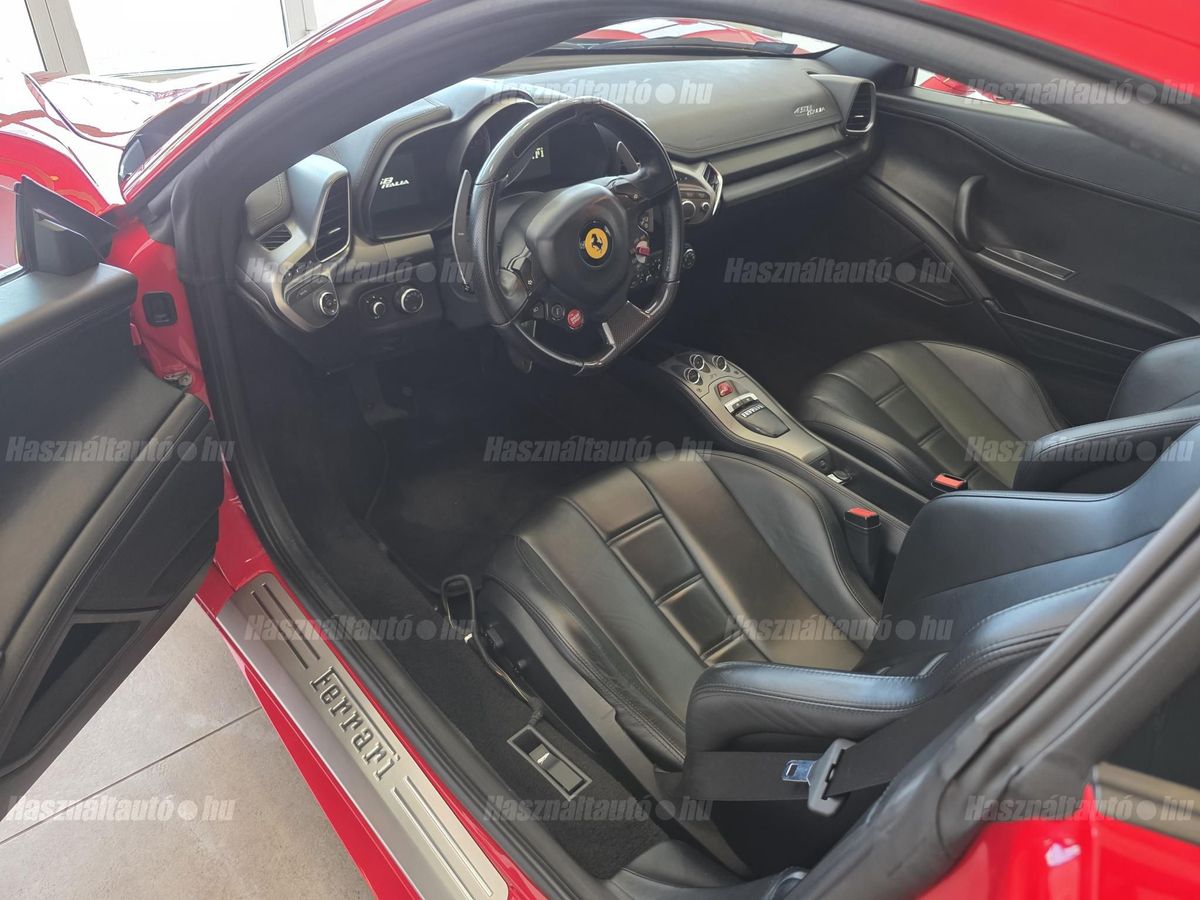 Ferrari 458 Italia (Automata) – 14. kép
