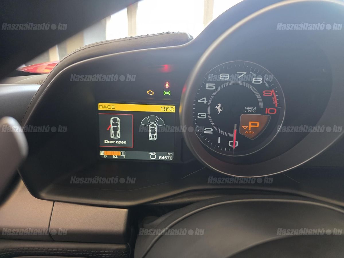 Ferrari 458 Italia (Automata) – 16. kép