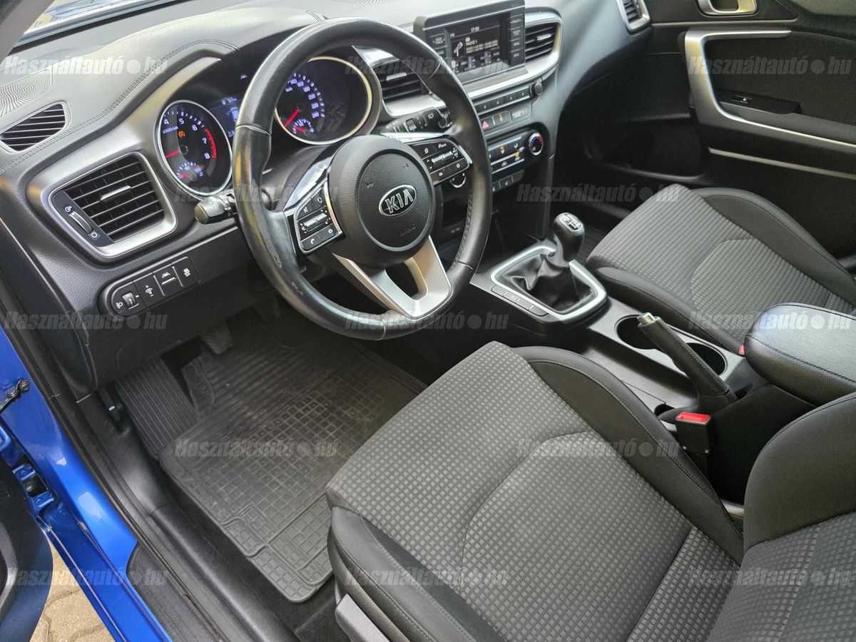 KIA CEE'D Ceed SW 1.4 T-GDI Bronze – 11. kép