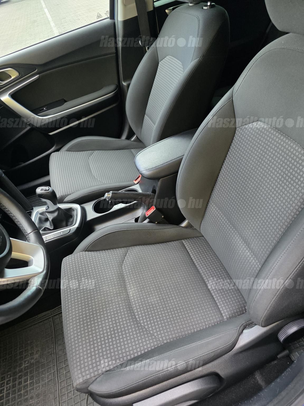KIA CEE'D Ceed SW 1.4 T-GDI Bronze – 16. kép