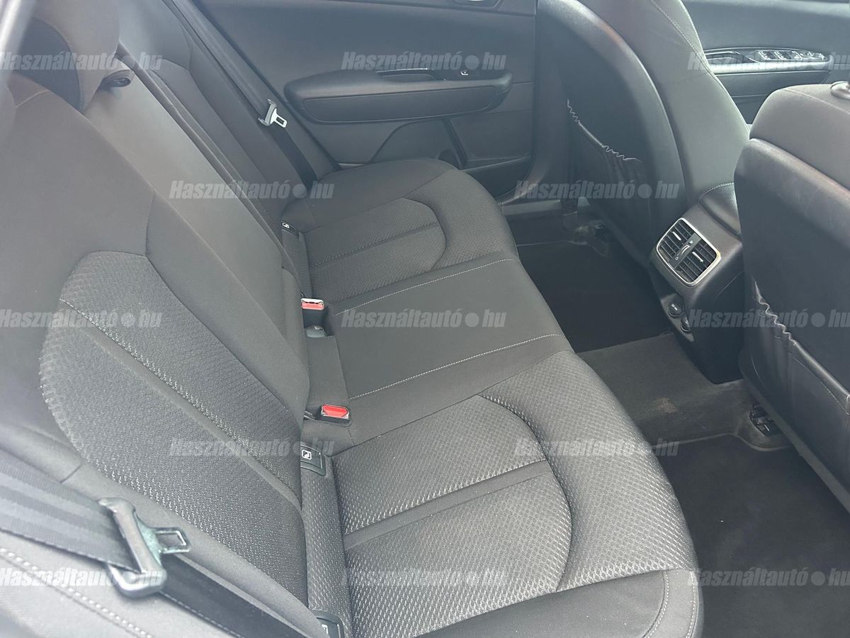 KIA OPTIMA SW 1.6 T-GDI Gold DCT – 27. kép