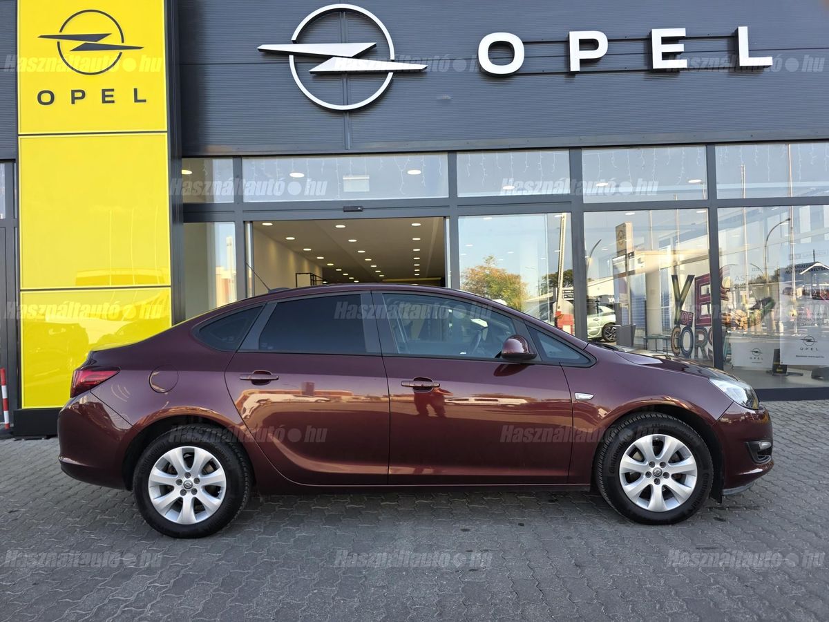 Opel ASTRA J Sedan 1.6 Enjoy EURO6 – 4. kép