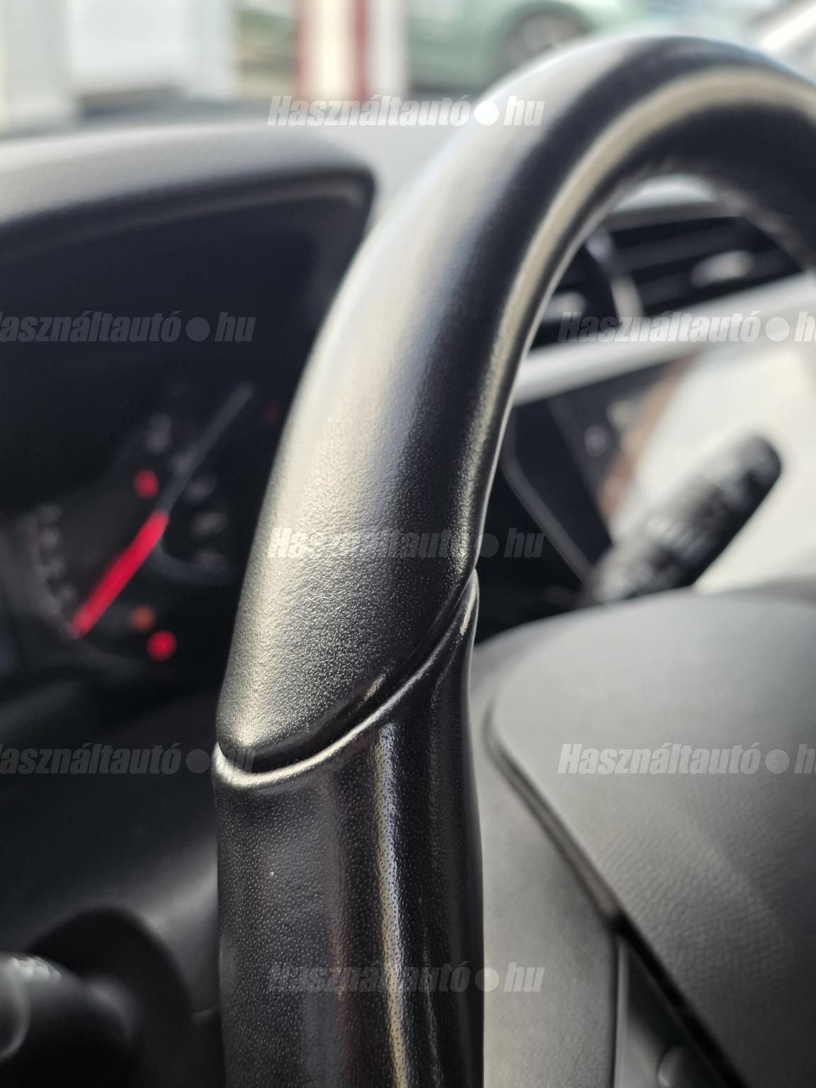 Opel CORSA F 1.2 Edition 1 tulajtól – 14. kép