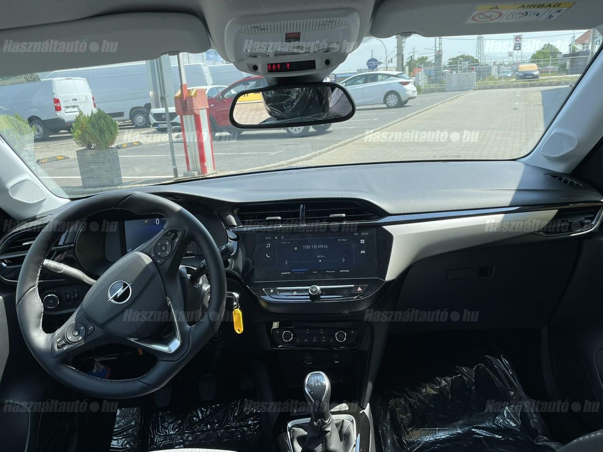 Opel CORSA F 1.2 Edition – 6. kép