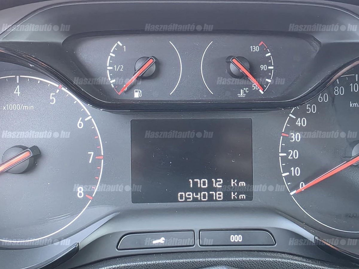 Opel CROSSLAND 1.2 T Business Edition – 16. kép