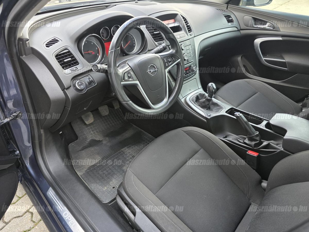 Opel INSIGNIA 2.0 CDTI Edition – 13. kép