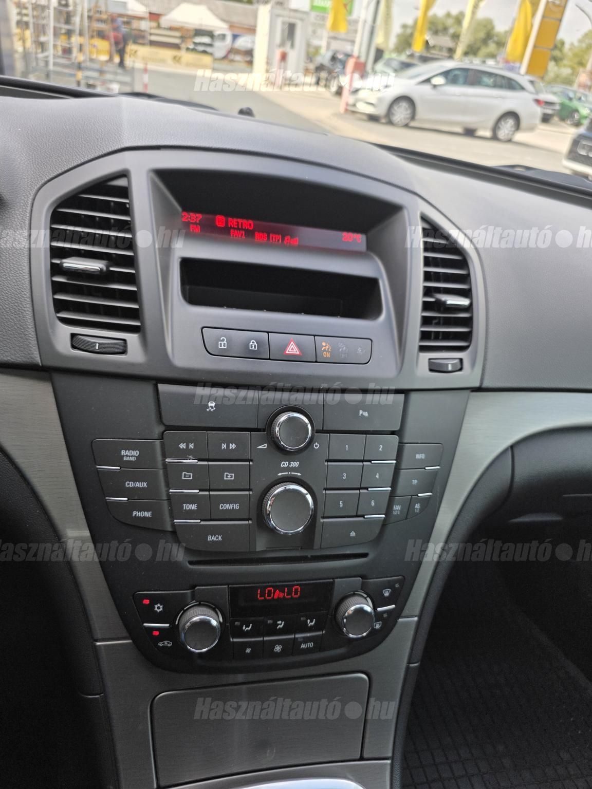 Opel INSIGNIA 2.0 CDTI Edition – 20. kép