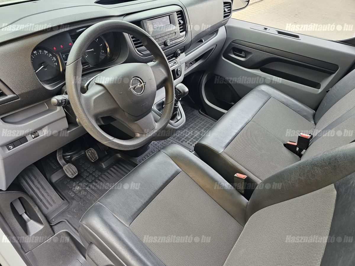 Opel VIVARO 2.0 D Cargo Edition L – 12. kép