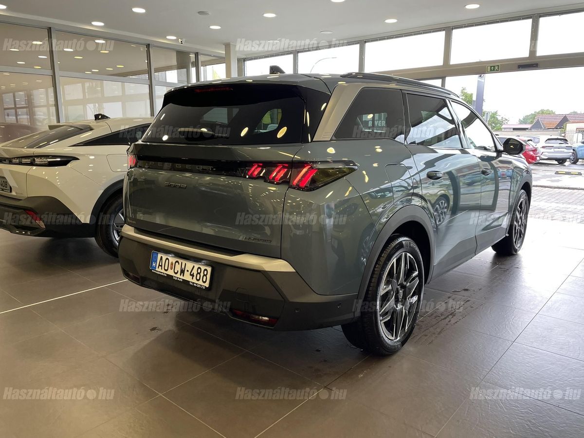 Peugeot 5008 1.2 Hybrid Allure e-DCT6 (7 személyes ) – 3. kép