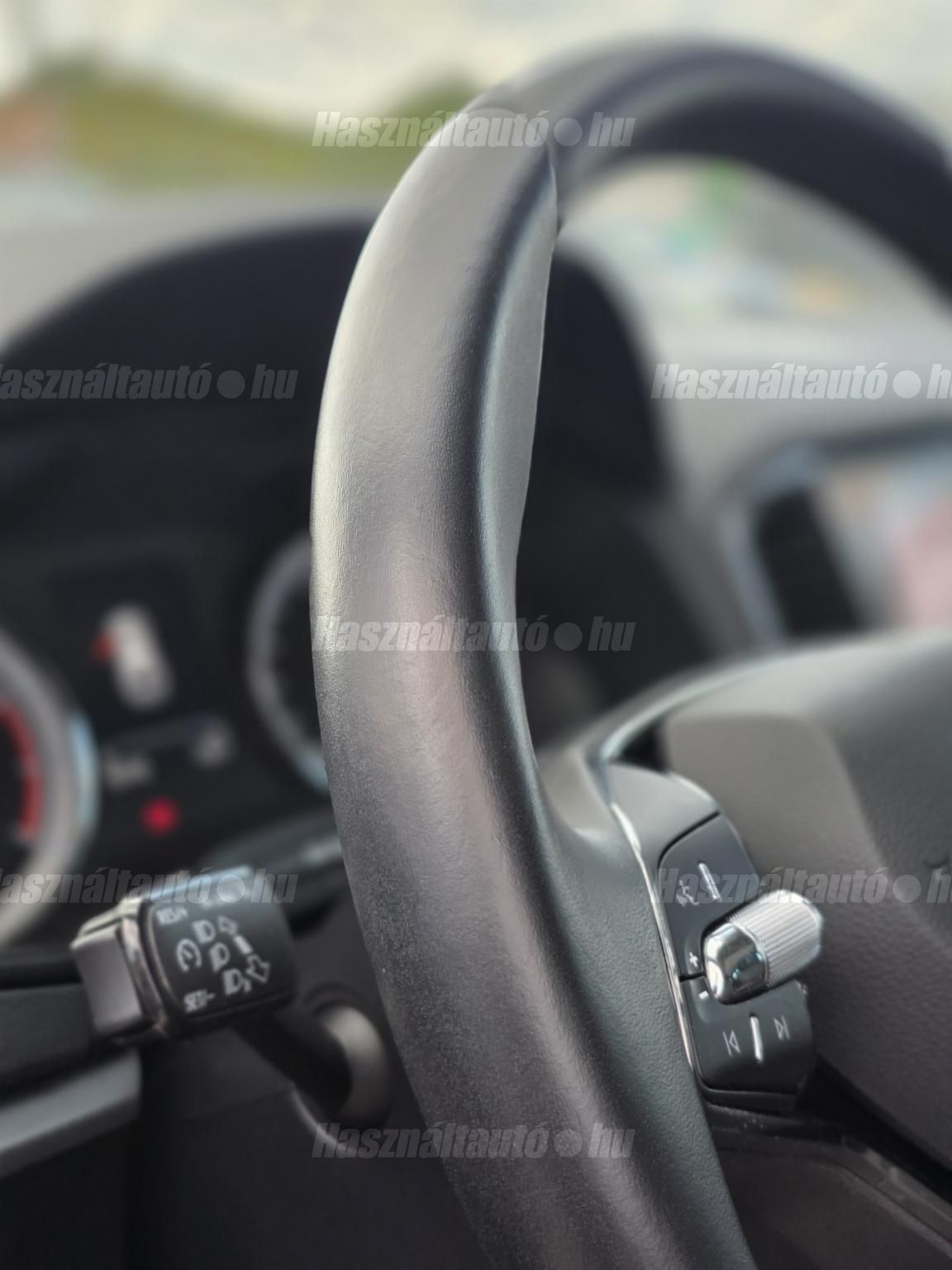 Škoda KAROQ 1.5 TSI ACT Ambition – 14. kép