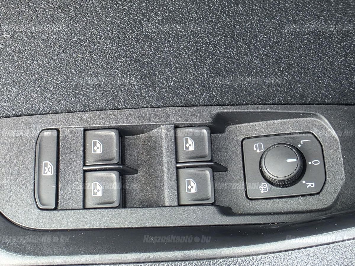 Škoda KAROQ 1.5 TSI ACT Ambition – 22. kép