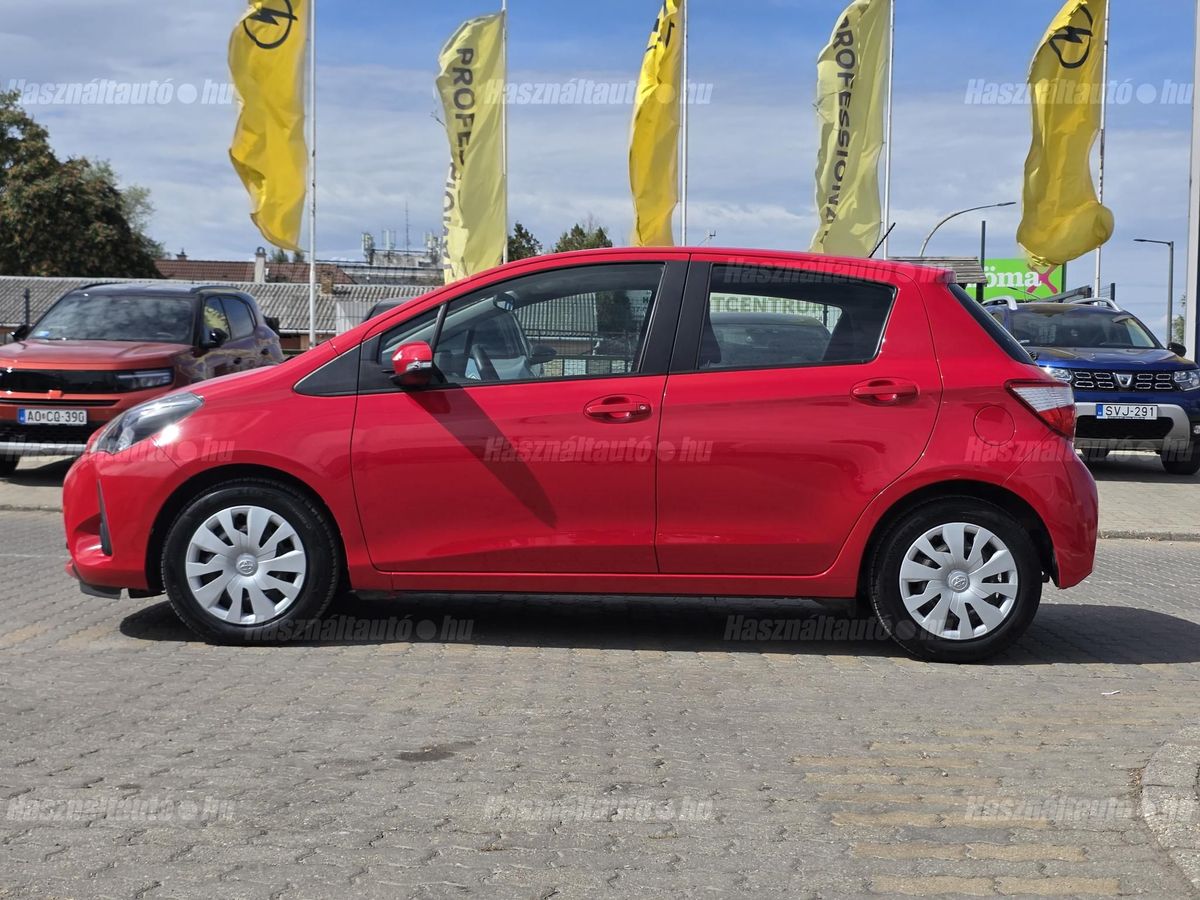 Toyota YARIS 1.0 Active – 6. kép