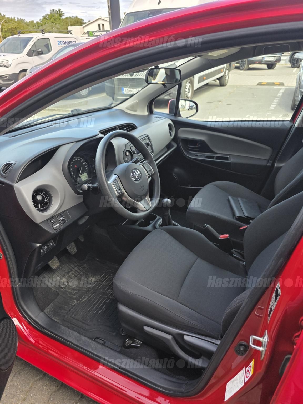 Toyota YARIS 1.0 Active – 9. kép