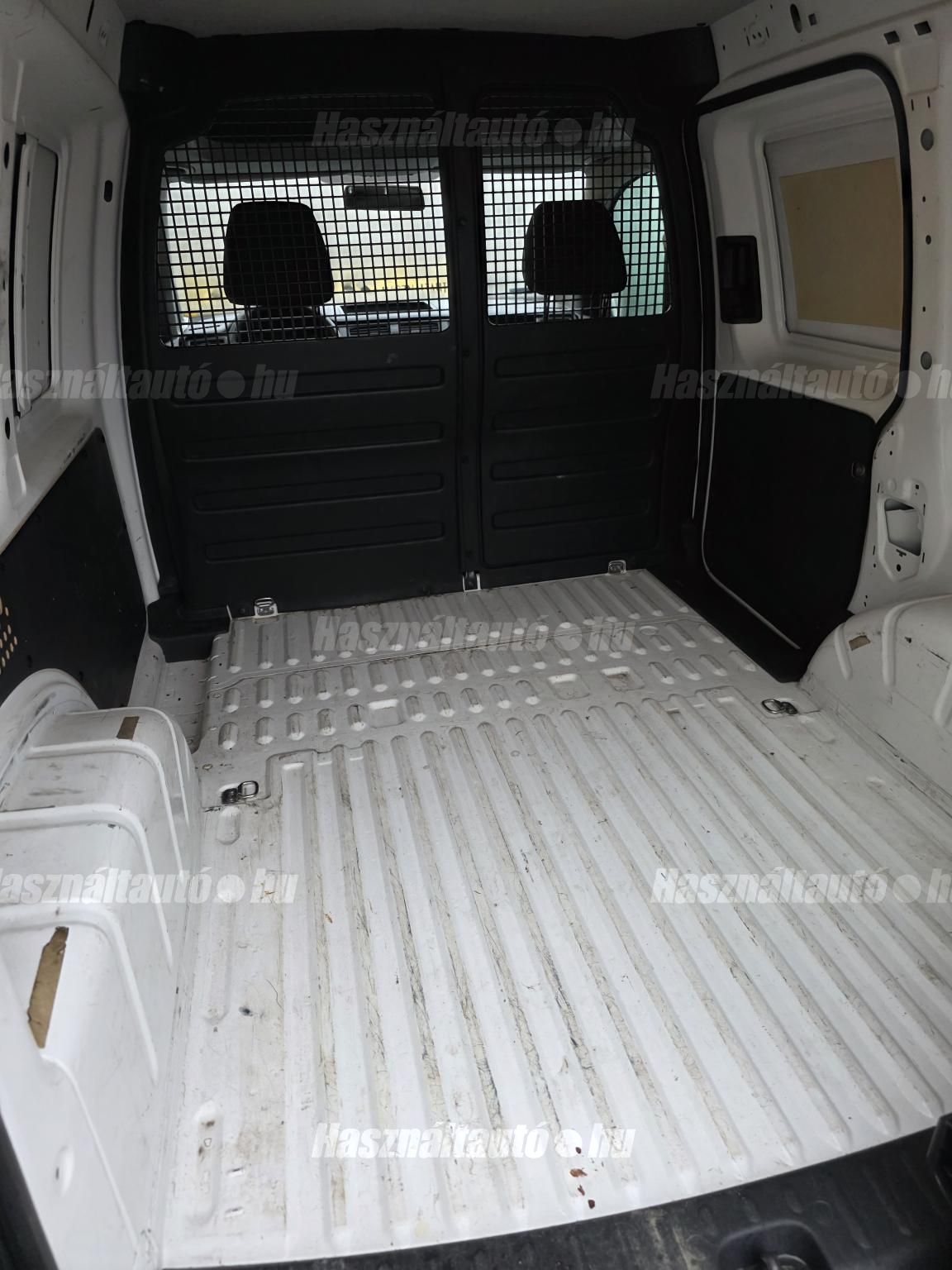 Volkswagen CADDY 2.0 TDI SCR BMT – 10. kép