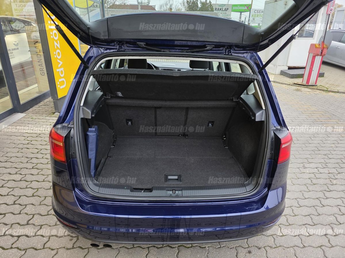 Volkswagen GOLF SPORTSVAN 1.4 TSI BMT Trendline – 13. kép